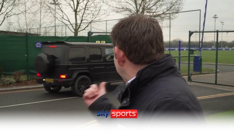 Anthony Gordon arrives at Everton's training ground