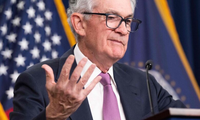 U.S. stocks drift higher ahead of comments from Fed chief Powell