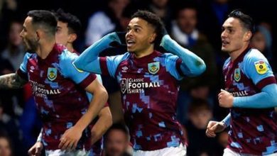 Benson stunner sees Burnley clinch Championship title