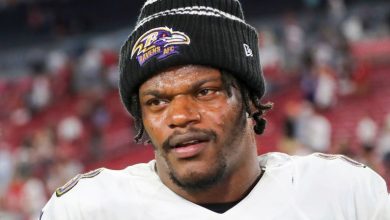 Lamar Jackson will stay with the Baltimore Ravens