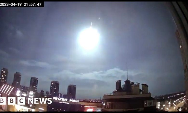 Mystery white flash lights up skies over Kyiv