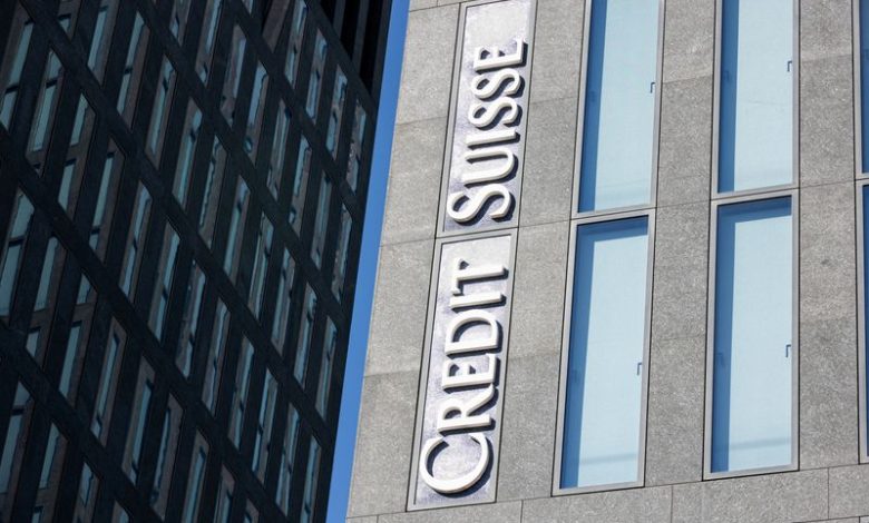 Swiss parliament holds emergency session on Credit Suisse rescue