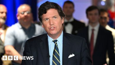 Tucker Carlson leaves Fox News