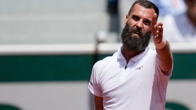 France's Benoit Paire reacts during his first round match of the French Open tennis tournament against Britain's Cameron Norrie, at the Roland Garros stadium in Paris, Monday, May 29, 2023. (AP Photo/Christophe Ena)